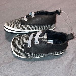 Carter’s black baby shoes 3-6 months